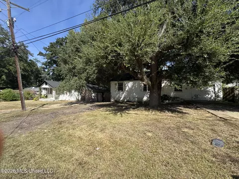 Exterior - 140 Treehaven Dr, Jackson, MS 39212 photo 1 of 2