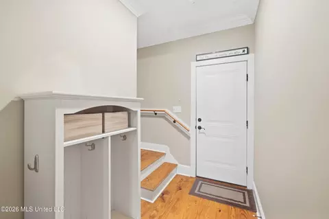 Entry Way - 978 Emily Dr, Biloxi, MS 39532 photo 5 of 6