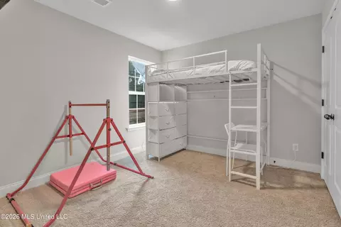 Bedroom - 963 Buttermilk Dr, Nesbit, MS 38651 photo 2 of 4