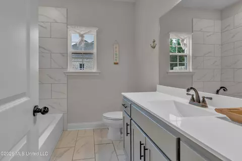 Bath - 963 Buttermilk Dr, Nesbit, MS 38651 photo 5 of 5