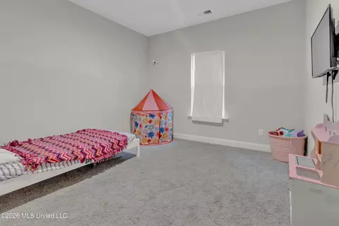 Bedroom - 963 Buttermilk Dr, Nesbit, MS 38651 photo 4 of 4
