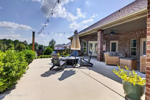 Exterior - 12244 E Pointe Dr, Picayune, MS 39466 photo 8 of 20