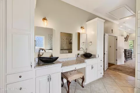 Bath - 12244 E Pointe Dr, Picayune, MS 39466 photo 6 of 11