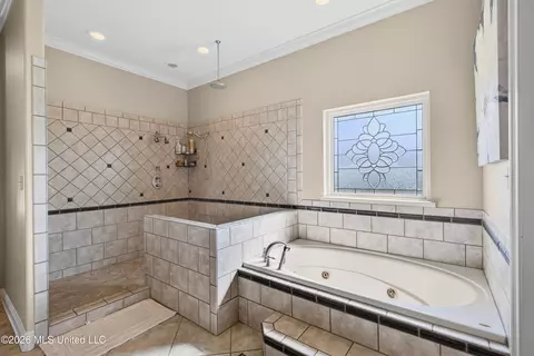 Bath - 12244 E Pointe Dr, Picayune, MS 39466 photo 4 of 11