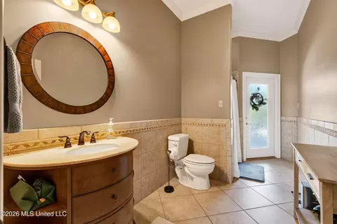 Bath - 12244 E Pointe Dr, Picayune, MS 39466 photo 1 of 11