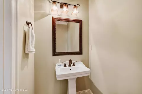 Bath - 12244 E Pointe Dr, Picayune, MS 39466 photo 11 of 11