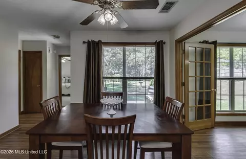 Dining - 210 Southampton Pl, Brandon, MS 39042 photo 6 of 11
