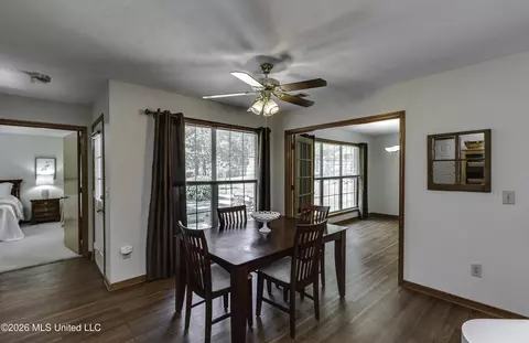 Dining - 210 Southampton Pl, Brandon, MS 39042 photo 10 of 11