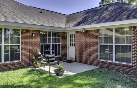 Exterior - 210 Southampton Pl, Brandon, MS 39042 photo 7 of 8