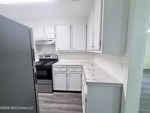 Kitchen - 260 Morrison Rd, Florence, MS 39073 photo 1 of 4