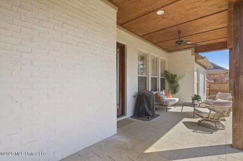 Exterior - 106 Elizabeth Dr, Brandon, MS 39042 photo 4 of 5