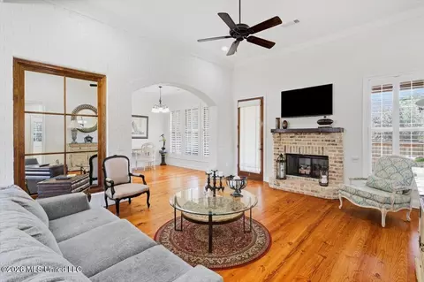Other - 106 Elizabeth Dr, Brandon, MS 39042 photo 2 of 11