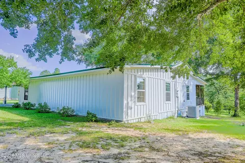 Exterior - 213 Sand Spring Loop, Leakesville, MS 39451 photo 9 of 11