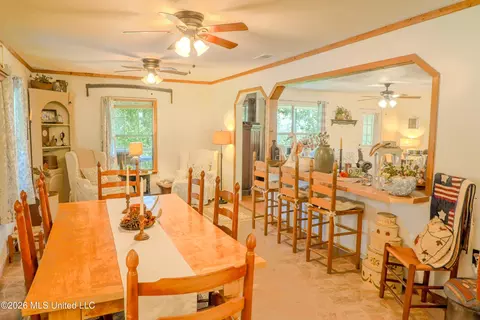 Dining - 213 Sand Spring Loop, Leakesville, MS 39451 photo 1 of 1