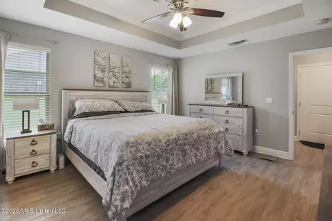 Bedroom - 20 Summit View Dr, Perkinston, MS 39573 photo 2 of 4