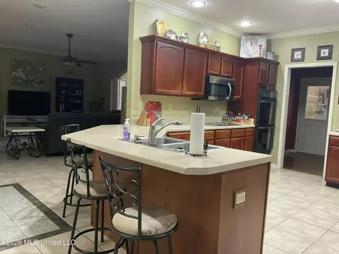Kitchen - 314 Wilburn Rd, Lamar, MS 38642 photo 2 of 3
