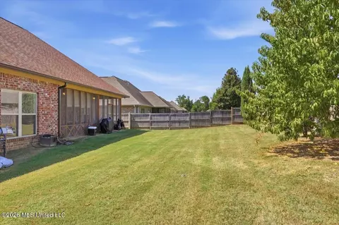 Exterior - 126 Essen Ln, Madison, MS 39110 photo 4 of 4