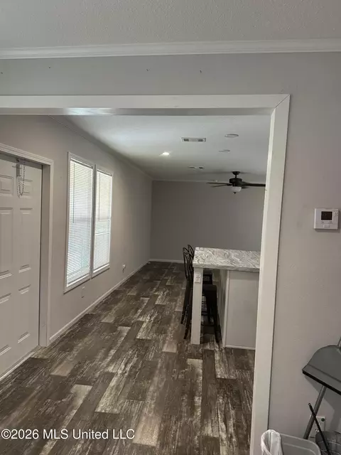 Entry Way - 3183 Chichester Rd, Edwards, MS 39066 photo 1 of 2