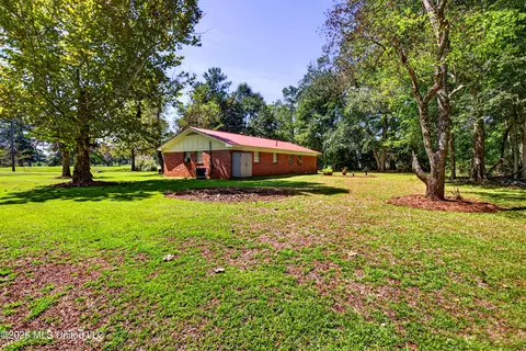 Exterior - 5232 Ward Pineview Rd, Lucedale, MS 39452 photo 13 of 14