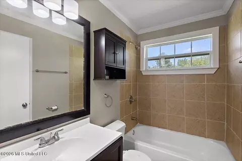 Bath - 6588 Johnson Pl, Jackson, MS 39213 photo 1 of 1