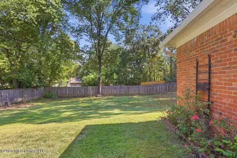 Exterior - 108 Kenbridge Ln, Madison, MS 39110 photo 5 of 8