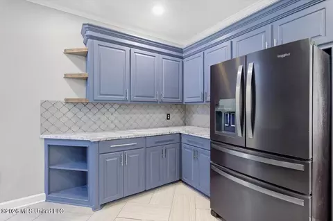 Kitchen - 108 Kenbridge Ln, Madison, MS 39110 photo 3 of 3