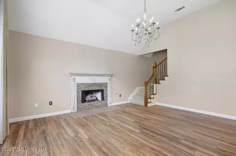 Living - 108 Kenbridge Ln, Madison, MS 39110 photo 2 of 3