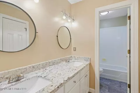 Bath - 108 Kenbridge Ln, Madison, MS 39110 photo 6 of 6