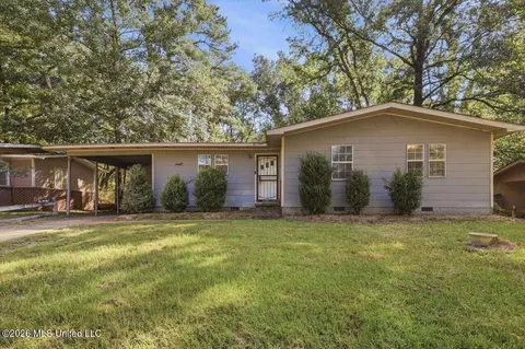 Exterior - 3058 Woodside Dr, Jackson, MS 39212 photo 3 of 4