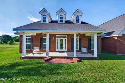Exterior - 6819 Pinetop Rd, Lucedale, MS 39452 photo 4 of 9
