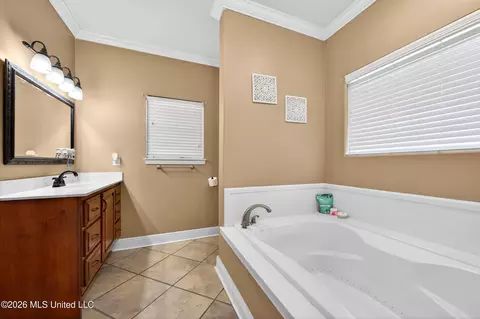 Bath - 6819 Pinetop Rd, Lucedale, MS 39452 photo 1 of 4