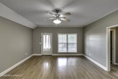 Living - 606 Briars Bnd, Brandon, MS 39042 photo 5 of 5