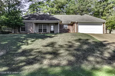 Exterior - 606 Briars Bnd, Brandon, MS 39042 photo 7 of 7