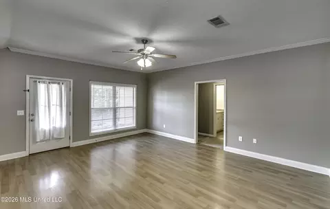 Living - 606 Briars Bnd, Brandon, MS 39042 photo 4 of 5