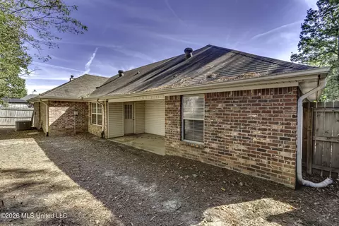 Exterior - 606 Briars Bnd, Brandon, MS 39042 photo 1 of 7