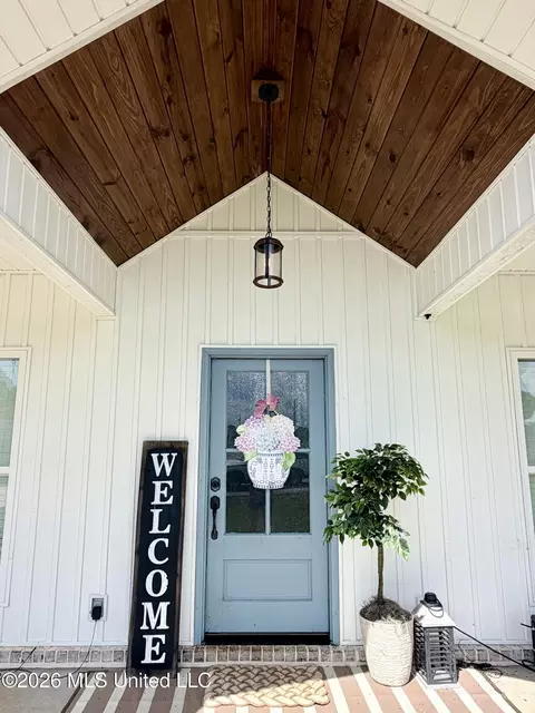 Exterior - 133 Trevor Ln, Lucedale, MS 39452 photo 2 of 4