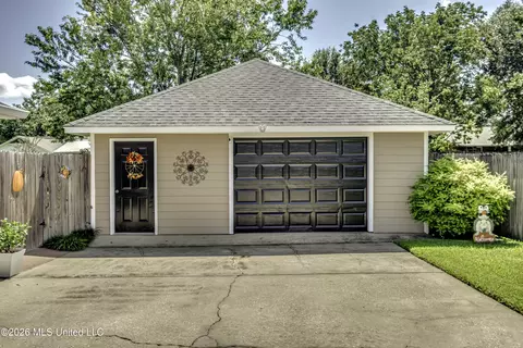Other - 1112 3rd St, Magee, MS 39111 photo 4 of 12