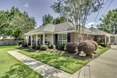 Exterior - 1112 3rd St, Magee, MS 39111 photo 2 of 16