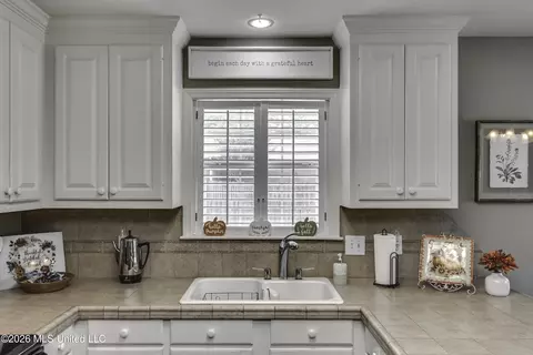 Kitchen - 1112 3rd St, Magee, MS 39111 photo 5 of 8