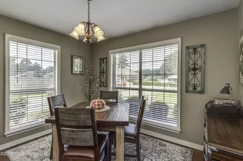 Dining - 1112 3rd St, Magee, MS 39111 photo 1 of 4