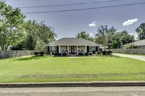 Other - 1112 3rd St, Magee, MS 39111 photo 3 of 12