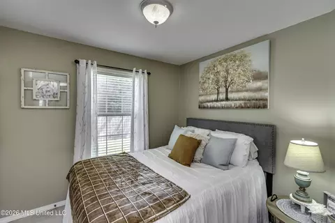 Bedroom - 1112 3rd St, Magee, MS 39111 photo 5 of 12