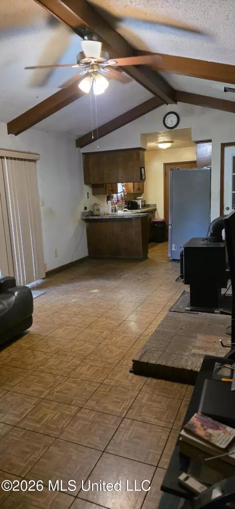 Entry Way - 5174 Highway 98, Mccomb, MS 39648 photo 3 of 3