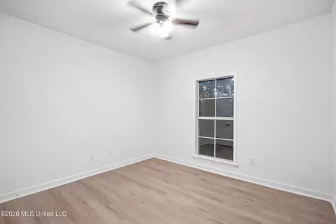 Bedroom - 1007 Riverchase N Dr, Brandon, MS 39047 photo 1 of 4