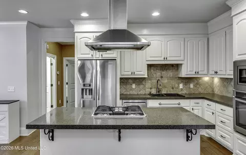 Kitchen - 515 Turtle Lane Dr, Brandon, MS 39047 photo 1 of 5