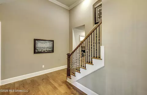 Entry Way - 515 Turtle Lane Dr, Brandon, MS 39047 photo 2 of 3