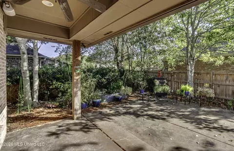 Exterior - 515 Turtle Lane Dr, Brandon, MS 39047 photo 6 of 10