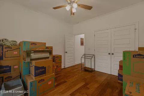 Bedroom - 403 Fallen Acorn Cir, Brandon, MS 39047 photo 3 of 8