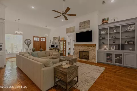 Other - 403 Fallen Acorn Cir, Brandon, MS 39047 photo 6 of 19