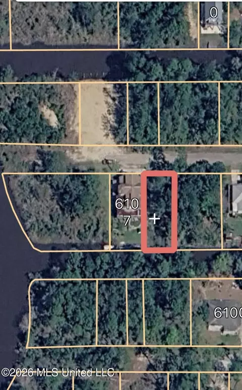 5 Th St, Bay Saint Louis, MS 39520